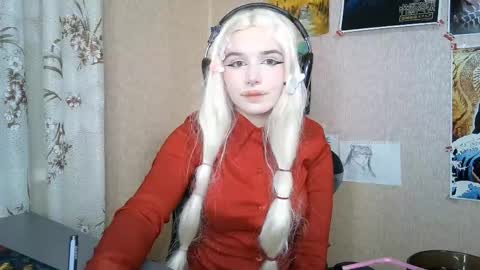 Snapshot of sonwosick chatting on April 23, 2026, 5:15 pm Mila online show from April 23, 2026, 5:15 pm