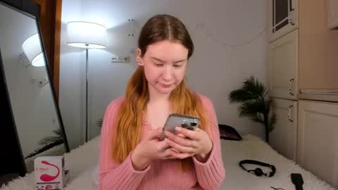 SONIA online show from February 4, 2025, 2:43 pm