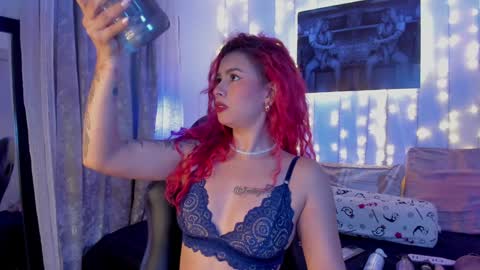 sophie online show from February 8, 2025, 6:12 am