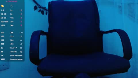 Sophie online show from October 12, 2025, 6:07 pm