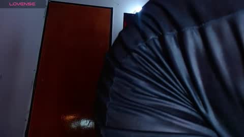 Sophia online show from October 18, 2025, 2:14 am