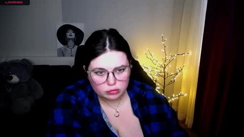 sophia__olsen online show from February 19, 2025, 12:44 pm