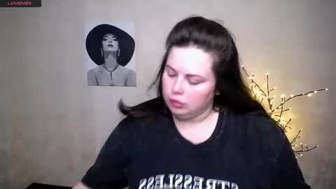 sophia__olsen online show from September 10, 2025, 5:40 am