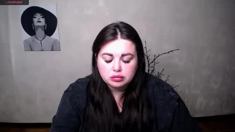 sophia__olsen online show from September 17, 2025, 5:20 am
