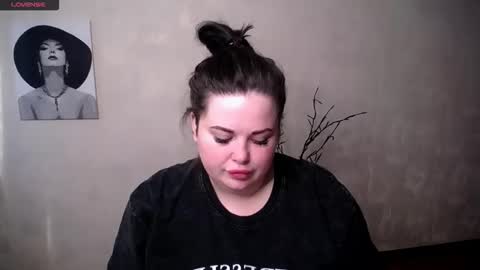 sophia__olsen online show from September 24, 2025, 5:44 am