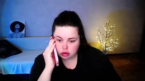 Snapshot of sophia__olsen chatting on June 3, 2026, 5:43 am sophia__olsen online show from June 3, 2026, 5:43 am
