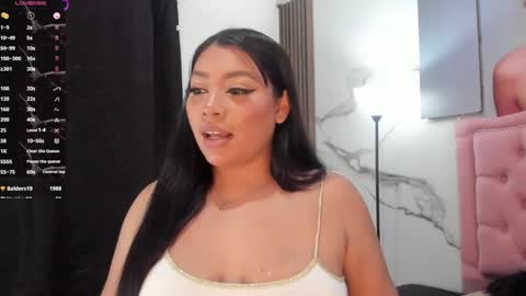 Snapshot of sophia_brunett chatting on March 7, 2025, 3:51 am Sophia online show from March 7, 2025, 3:51 am