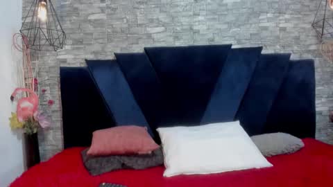 Snapshot of sophia_brunett chatting on February 6, 2026, 3:44 am Sophia online show from February 6, 2026, 3:44 am