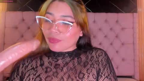 Snapshot of sophia_brunett chatting on February 20, 2026, 4:53 am Sophia online show from February 20, 2026, 4:53 am