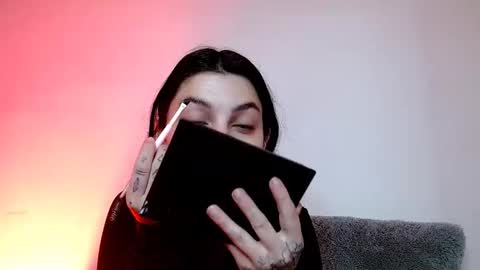 sophia hottie online show from November 6, 2025, 1:56 pm