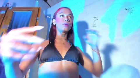 Snapshot of sophia_horny19 chatting on May 4, 2026, 4:30 am sophia_horny19 online show from May 4, 2026, 4:30 am