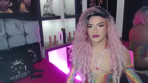 sophia_hott01 online show from October 2, 2025, 11:50 am