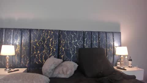 Sofia  online show from October 18, 2025, 2:07 pm