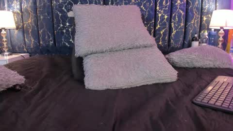 Sofia  online show from November 10, 2025, 3:11 pm