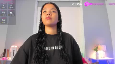  S O P H I A  online show from November 8, 2025, 11:43 am