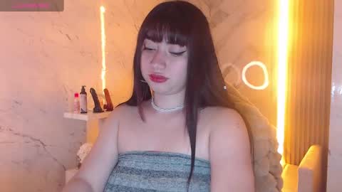 Sophia online show from September 26, 2025, 1:48 pm