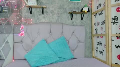 Sophie online show from March 26, 2026, 12:22 pm