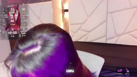 Sophi  online show from October 10, 2025, 11:20 am