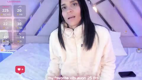 Snapshot of sophiaa_paris chatting on May 1, 2026, 4:28 am Sophia Paris online show from May 1, 2026, 4:28 am