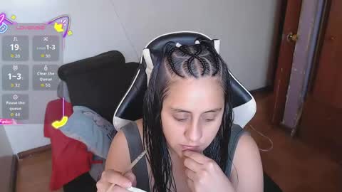 sophiaa_vega_ online show from May 23, 2026, 12:31 pm