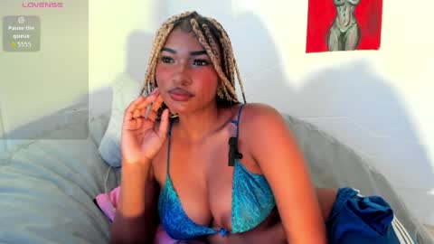 Sophie online show from April 11, 2026, 8:46 pm