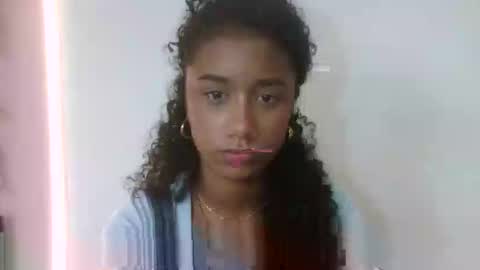 Snapshot of sophiacastro19 chatting on February 6, 2026, 9:51 pm Sophia online show from February 6, 2026, 9:51 pm