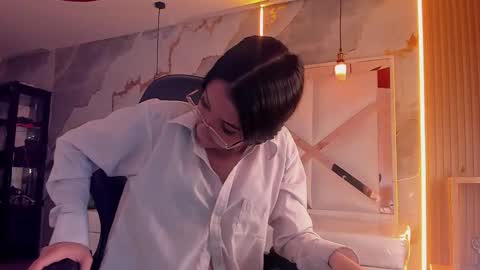 sophiadoll_tf online show from February 2, 2026, 9:13 pm