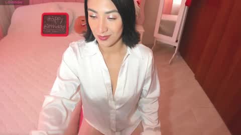    online show from September 17, 2025, 11:12 am