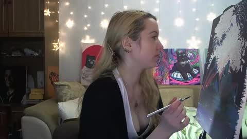 SophiaSonata online show from December 9, 2024, 4:05 pm