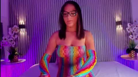 sophicollins online show from March 20, 2026, 11:15 am