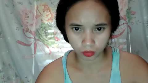 sophie_193 online show from June 3, 2026, 3:31 am