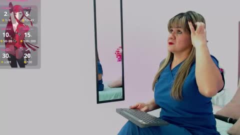 Sophie online show from September 29, 2025, 8:46 pm