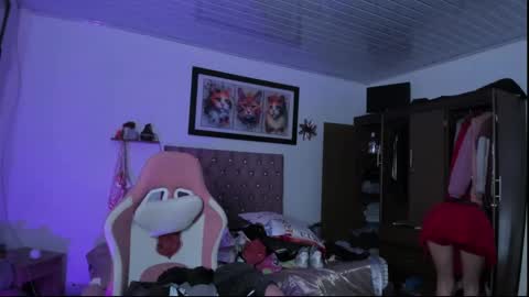 sophie doll online show from September 10, 2025, 2:44 am