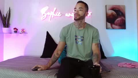SOPHIE - FOXX online show from June 3, 2026, 12:08 pm