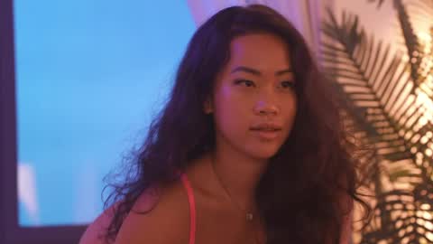 Sophie online show from April 24, 2026, 11:07 pm