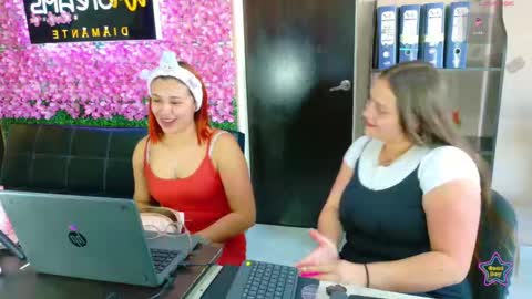 sophie_new25 online show from February 28, 2026, 1:56 pm