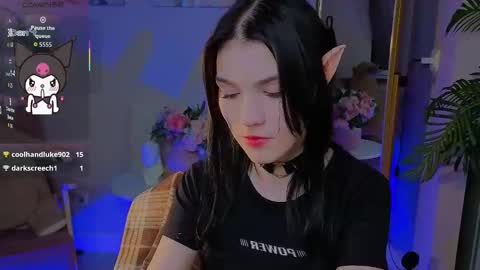 sophie_nomenal_ online show from October 21, 2025, 2:29 pm