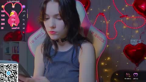 sophie_nomenal_ online show from February 8, 2026, 5:38 pm