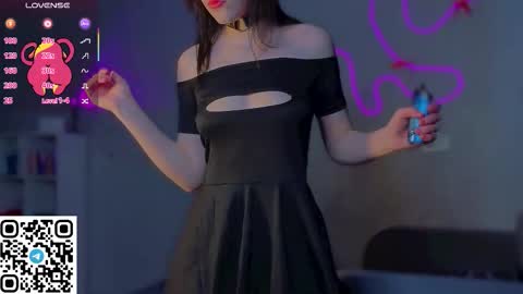 sophie_nomenal_ online show from February 19, 2026, 8:54 am