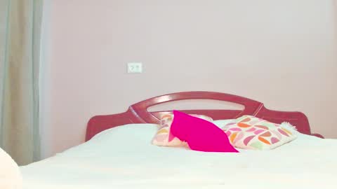 Snapshot of sophiechan69 chatting on January 22, 2025, 4:44 pm ShopieChan69 online show from January 22, 2025, 4:44 pm