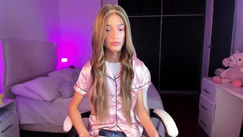    online show from May 13, 2026, 1:52 pm