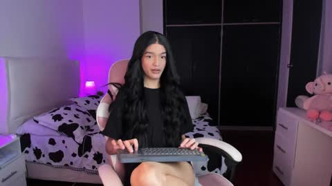    online show from May 19, 2026, 2:18 am
