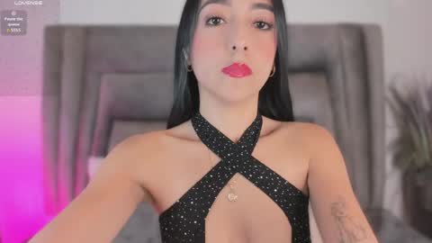 Snapshot of sophiee_smith chatting on May 8, 2026, 11:26 am Sophie online show from May 8, 2026, 11:26 am