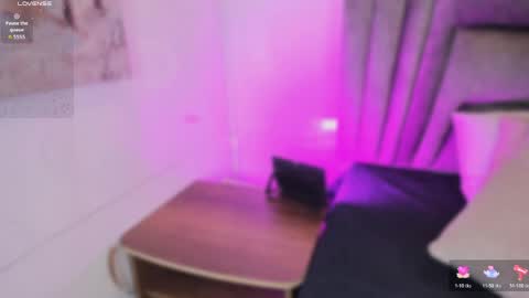 Snapshot of sophiee_smith chatting on June 10, 2026, 10:47 am Sophie online show from June 10, 2026, 10:47 am