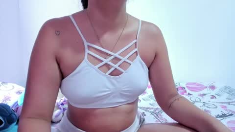 Sophie Woods  online show from February 1, 2025, 6:29 pm