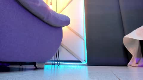 sophieharris__ online show from February 18, 2025, 11:41 pm