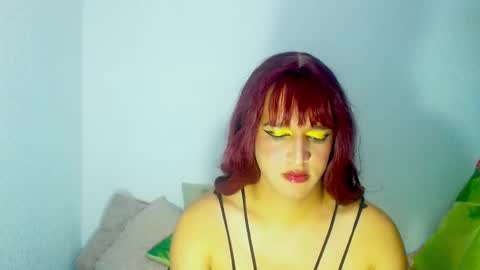 sophiehillsxo online show from January 15, 2025, 2:27 am
