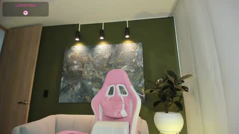 SAMANTHA online show from April 13, 2026, 2:22 pm