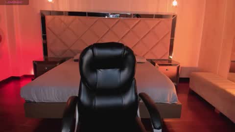 Sophie Houston online show from March 7, 2026, 3:36 am