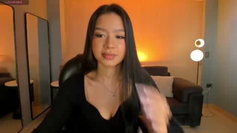 Snapshot of sophiehouston_ chatting on June 9, 2026, 2:45 am Sophie Houston online show from June 9, 2026, 2:45 am